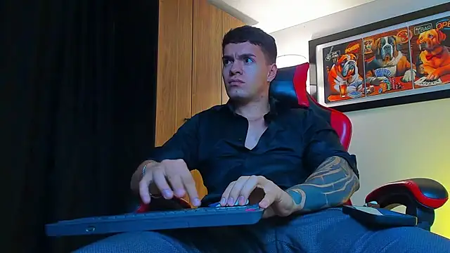 ALPHA_DOMINUS_'s cam snapshot