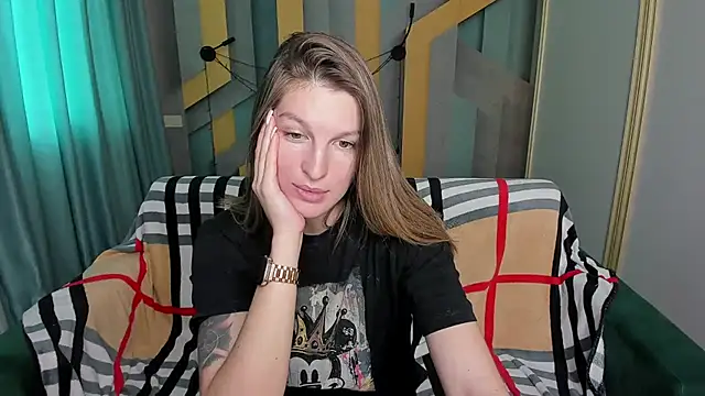 EmilyWalkeri's cam snapshot