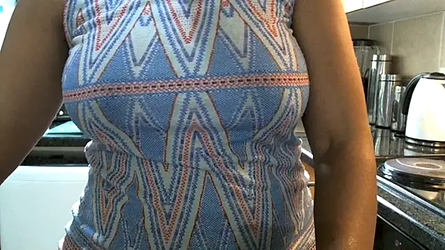 NewBeginnings8's cam snapshot