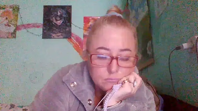 Tati_0808's cam snapshot