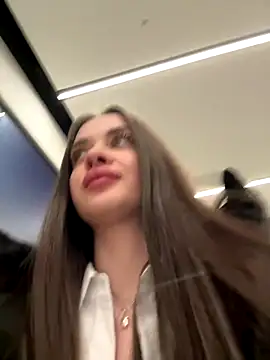 KristiRich live sex cam