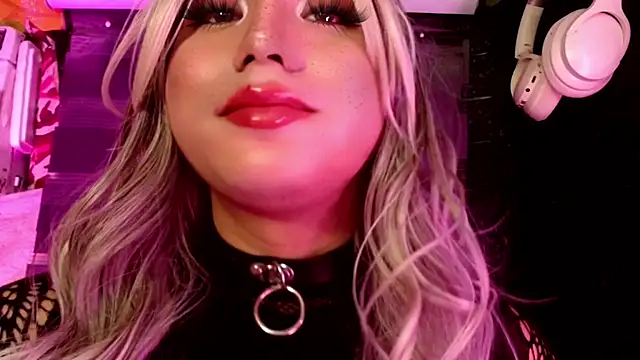 HoresCOCKLUCY live sex cam