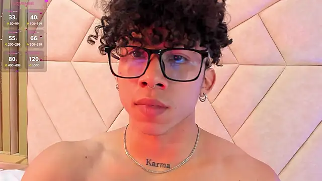 AkazaBoy_ live sex cam