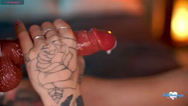 Bllowjoyy live sex cam