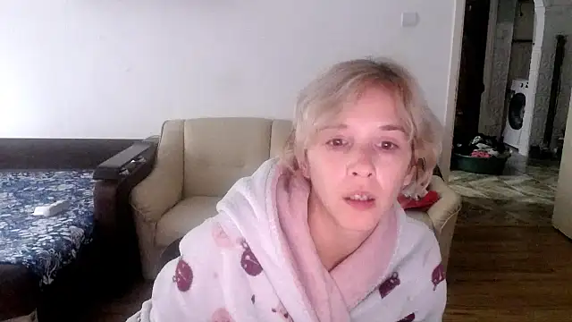 SmokerLety live sex cam