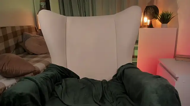 MistieGurwitz live sex cam