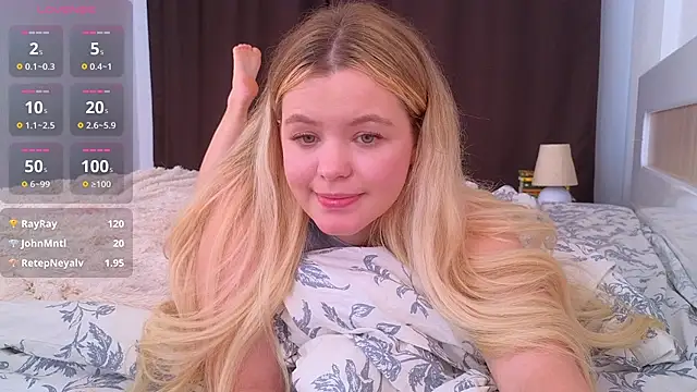 Milana15 live sex cam