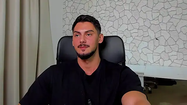 ClintMasters live sex cam