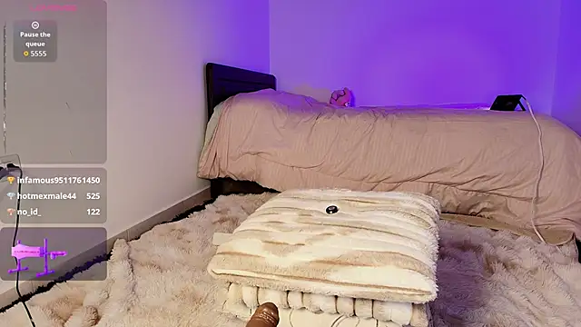 Madeline_Dreams live sex cam