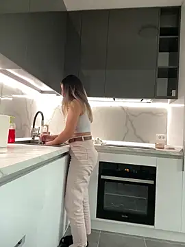 HotXMom live sex cam