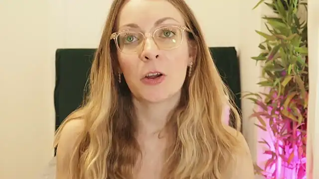 Luna_Riva live sex cam