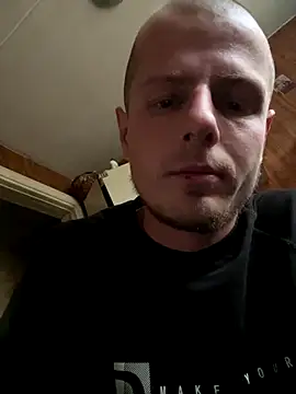 Rusikk66 live sex cam