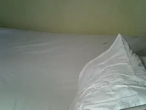 Lovelyheers's cam snapshot