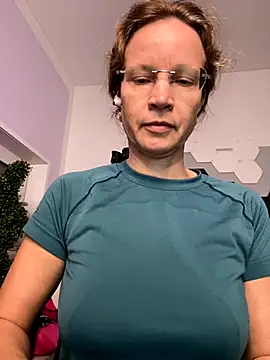 AnnikaRose live sex cam