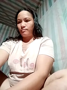 Love-Mama33's cam snapshot