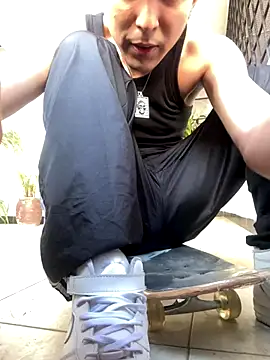 CONNY_BENSS live sex cam