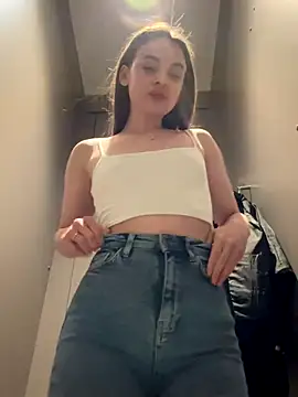 KristiRich live sex cam