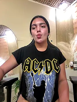 TS-SimplyTheBest live sex cam