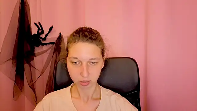 CuteEllii's cam snapshot