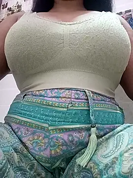 cute-mahek's cam snapshot