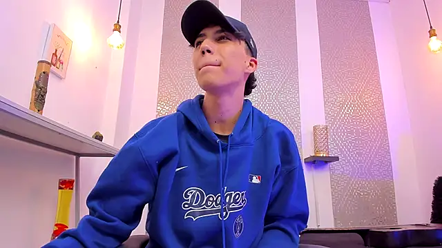 Nikolay_Gregori live sex cam