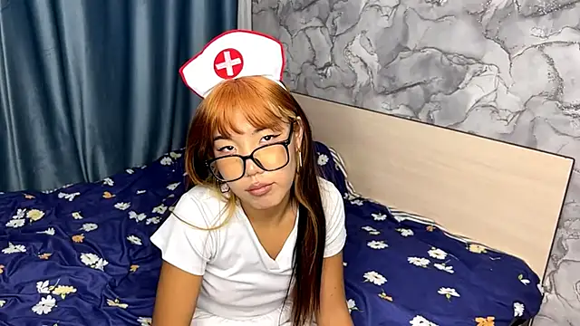 EsterCassius's cam snapshot