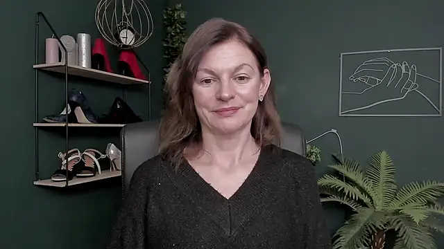 VivianWILD's cam snapshot