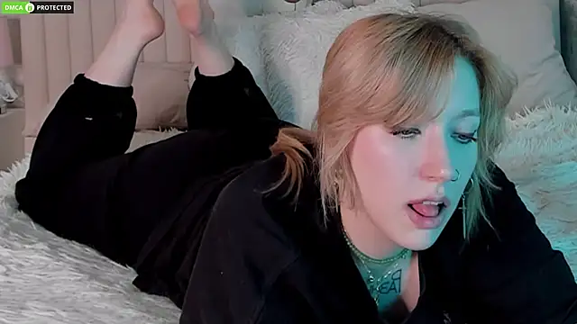 RachelCart's cam snapshot