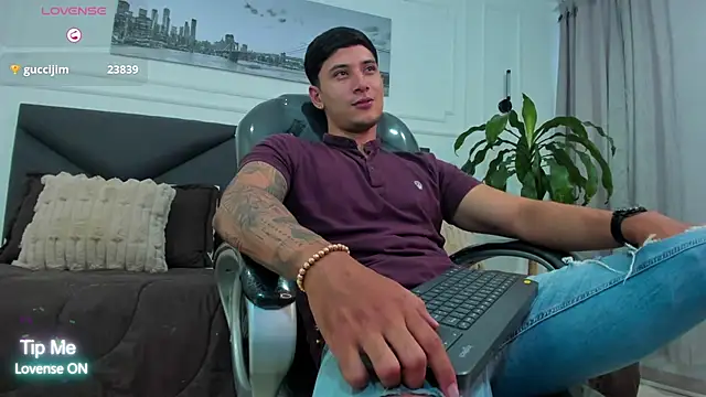 Damian23__ live sex cam