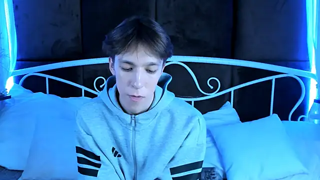 MarkBranston live sex cam