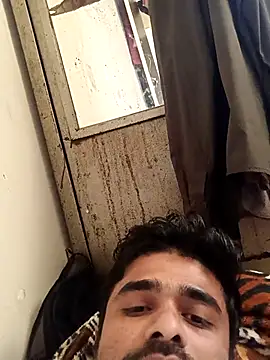 puneriboy32 live sex cam