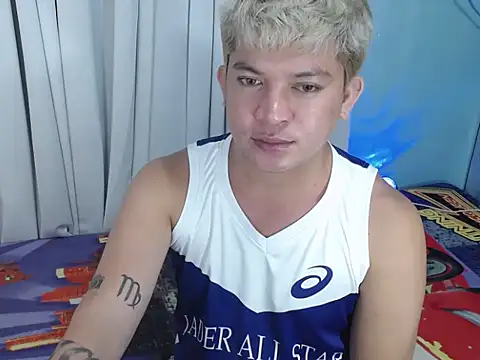 Fuckboii_intown live sex cam