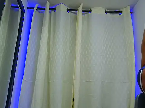 couple_hot_00 live sex cam