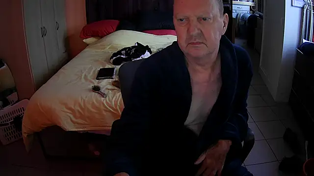 passifsoumis1963 live sex cam