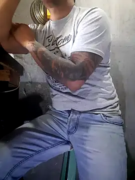 hecwil8 live sex cam