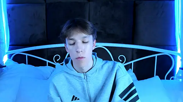 MarkBranston live sex cam