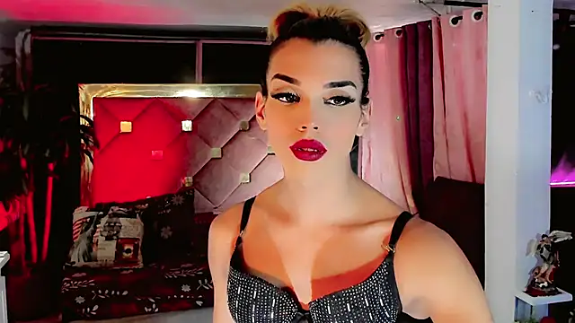 the-horus-girl live sex cam