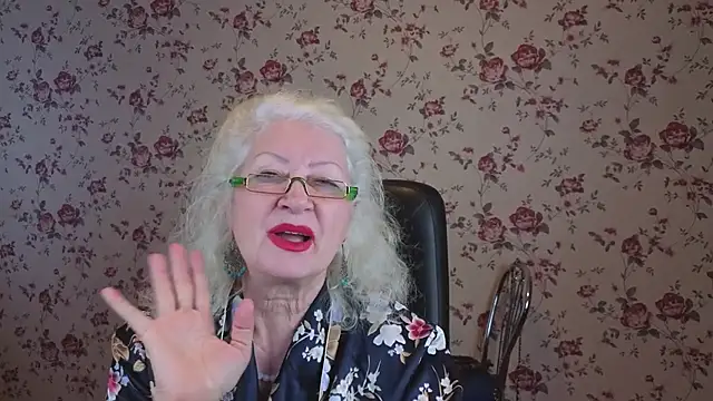 Maya_Mayflower's cam snapshot