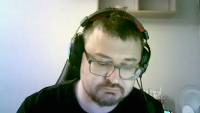 SirAbuser's cam snapshot