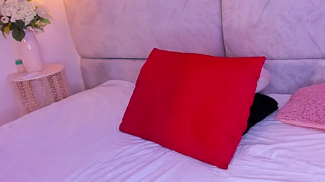 naomiii__ live sex cam