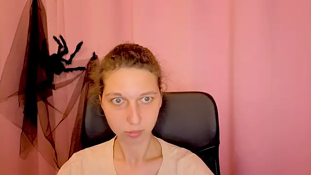 CuteEllii's cam snapshot