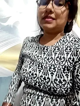 urvashi01224's cam snapshot