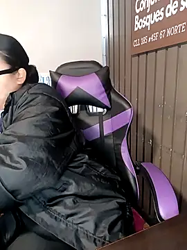 Cute_Penelope live sex cam