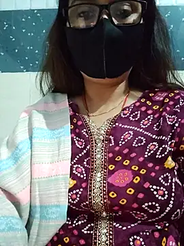 Aishwaryaa_69's cam snapshot