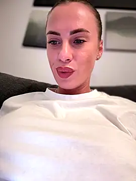 _JessyRey_ live sex cam