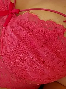 Velvet-Almas's cam snapshot