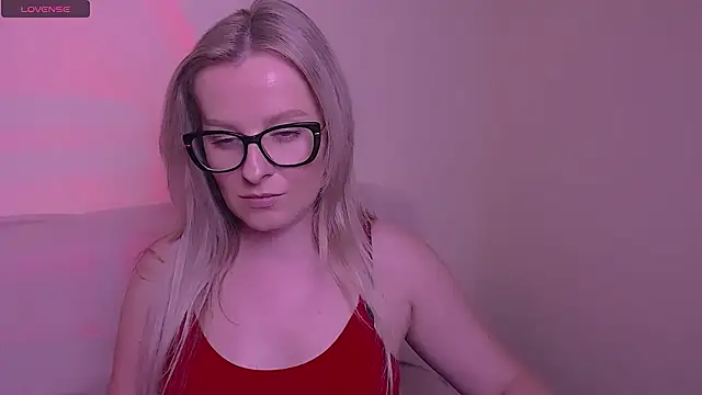 AllaLeomz's cam snapshot