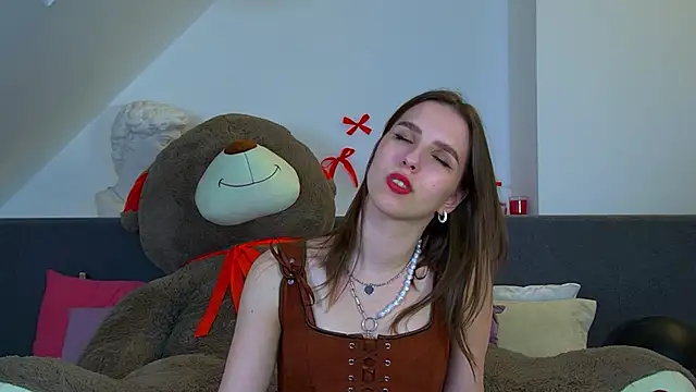 AliceAtkins's cam snapshot