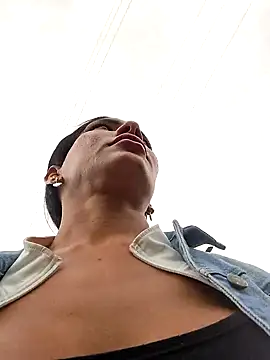 Doll_Loren live sex cam