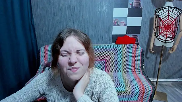 pa1e_pr1ncess's cam snapshot